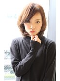 愛され小顔ミディアムボブ・ひし形シルエット