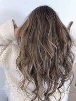 ラヴェストバイフレイスウェル(LOVEST by frace well)&nbsp;《LOVEST甲村》ハイライトで作り上げるデザインカラー