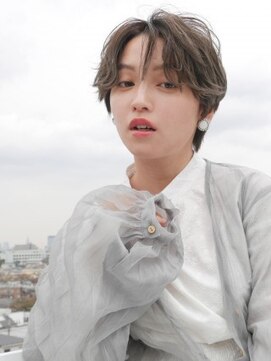 アース 郡山コスモス通り店(HAIR&MAKE EARTH) ガーリー丸みショートヘア