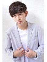 ロイジー(roijir)&nbsp;【roijir 表参道】スリークショート×ソフト刈り上げ