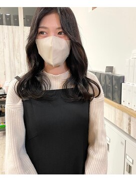 カミエ(kamie) ＊馴染むハイライトグレージュ 透明感 神戸 三宮