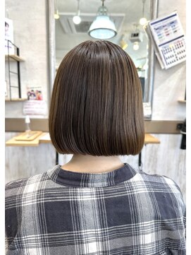ヘアーリゾートガーデンバイトロント 船橋法典店(Hair Resort Garden by Toronto) 切りっぱなしボブ【船橋、西船橋、市川大野、新船橋、塚田】
