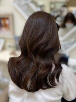 メイキンフィックス(makin Fix)&nbsp;髪質改善配合チョコブラウンカラー×レイヤーカット