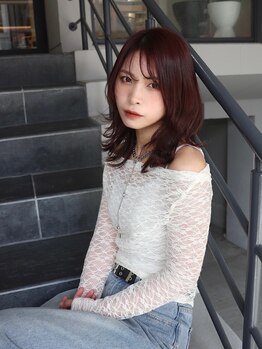 ヘアサークルジープ 千舟町店(hair circle geep)の写真/美容師×アイコーディネータ【Moeka】流行韓国ヘアから美眉stylingまでお任せ◎エクステメニューもご用意♪