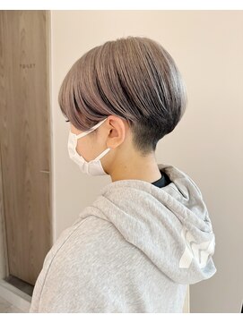 ポノ(po_no) ハンサムショート/ハイトーン/アンブレラカラー/グレージュ