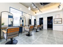 アグ ヘアー アモ 板宿店(Agu hair amo)