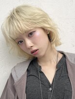 マスカリ(muscali)&nbsp;くびれヘア#ダブルカラー#ホワイトブリーチ#ショートヘア