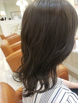 ティンク(Tink) 中明度ベージュカラー