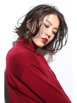 ロロ(LoLo.)&nbsp;～色っぽセンターパート～　ツヤ感大人ボブ