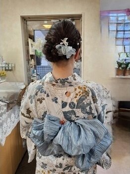 ジョイフル(JOYFUL)の写真/浴衣とヘアセットが得意なサロン！スタッフ全員一級着付け技能士が美しく彩ります☆