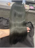ダークグリーン