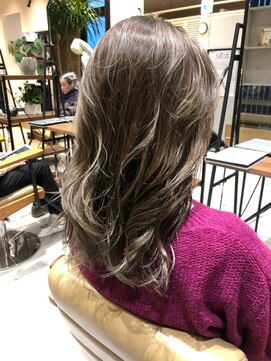 ヴィアンカ 倉敷中央通り店(Vianca) Ｗ３Ｄカラー☆ミルクティーベージュ