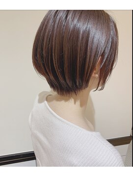 ビーハイブアヴェダ PARCO2店(BEHIVE AVEDA) [BEHIVE 高橋]　大人ショートボブ×まろみベージュ