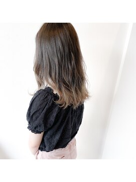 ザ ファースト(The FIRST) グラデーションアッシュ