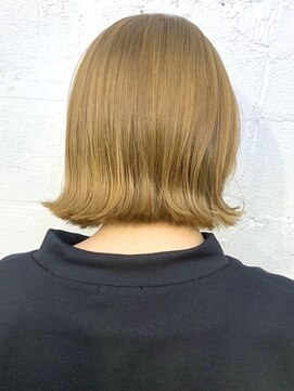 ヒート バイ アンカットラウンジ 渋谷(HEAT by UNCUT&LOUNGE) ☆ダブルカラー/ケアブリーチ/切りっぱなしボブ/外ハネボブ