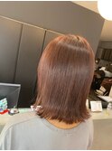ピンクブラウン×外ハネミディ×肩上外ハネ