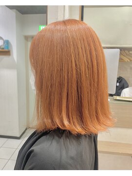 トムキャット(TOM CAT) 春カラー　ケアブリーチ　ダブルカラー　オレンジ