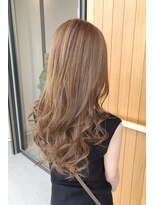 シャメル(Chamel)&nbsp;ミルクティーアッシュベージュ◇ハイライトで透明感をプラス