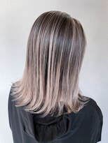 エイト 北千住店(EIGHT)&nbsp;コントラストバレイヤージュ×ミルクティー