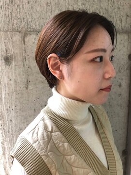 ウィーク 梅田(UiiC) 大人とためのショートスタイル【 uiic stylist rira 】