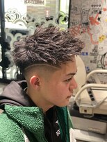 サンアンドマーリィズバーバー 駅前店(SON&MARLEY'S BAR BER)&nbsp;スキンフェード×ツイストパーマ/メンズ特化