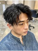 センターパートツイストパーマツイストスパイラルパーマ刈り上げ