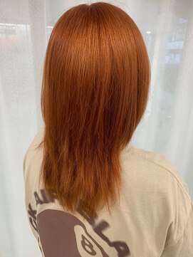 ルノン フィージュ(LUNON fieju) オレンジカラー　ブリーチ/韓国/ハイトーン/ウルフカット