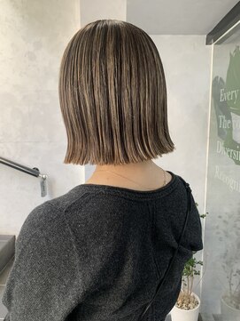 ノス 表参道(NOOS) ハイライトボブ