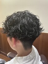 ヘアーズゼノン 光明池サンピア店 (HAIR'S ZENON)&nbsp;刈り上げ　スパイラルパーマ　センターパート