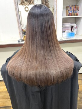 ファミーユ(famille) 〈famille〉美髪矯正+ダメージ補修