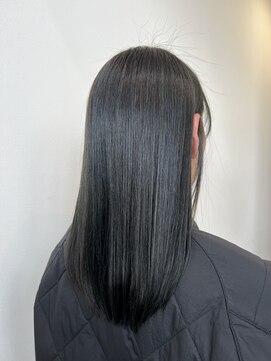 セラ(SERA) 酸熱トリートメントでツヤツヤに