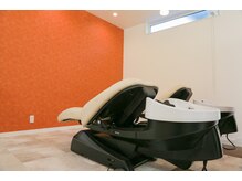 【癒しのシャンプー♪】で日々の疲れをリフレッシュ♪落ち着く雰囲気のシャンプー台でリラックス！！