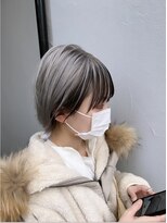 アンダーバーホワイト 広島 並木店(_WHITE)&nbsp;シルバーカラー×フェイスフレーミング×ショート【広島】