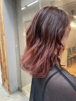 レンネ(Renee) 色気セミロング×レッドグラデーションカラー