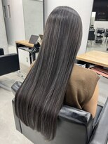 キラ 渋谷(KILLA) コントラストハイライトカラー/ダブルカラー/白髪ぼかし/表参道