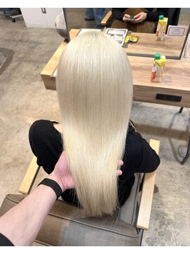 ソル オモテサンドウ 表参道 青山(SOL . OMOTESANDO) 2ブリーチ~抜きっぱなしブロンド　stylist聖斗