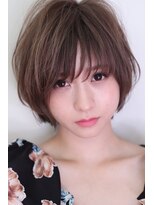 クーエフー(coo et fuu)&nbsp;ノームコアなショートボブにミルクティーカラー♪ミセス 藤沢