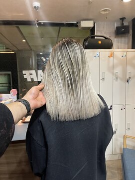 ラフ(LAFF) #黒髪#ボブルフ#ネビージュ#小顔#ワンレン