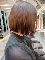 リール 銀座(R'EEL) 丸すぎないぷつっとボブの縮毛矯正