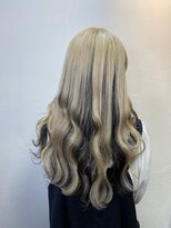 フツーロ 栄(FUTURO) ローライトスタイル