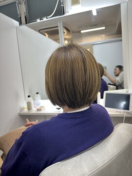 エクラートリアン 藤沢店(ECLART Lien) ハイライト☆ショートボブ