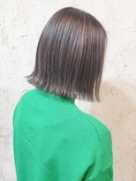 フロール(Flor)&nbsp;【Flor_戸塚】*外はねボブ＋シルバーグレージュ*