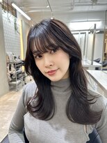 前髪あり韓国美髪エアリーロングピンクブラウン切りっぱなしボブ
