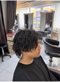 ツイストスパイラルパーマ　ウルフパーマ　メンズカット　眉毛