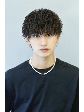 オルズ 渋谷(ALLZ) 縦落ちツイストパーマ黒髪ミニウルフツイストスパイラルパーマ