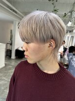 イリ 梅田(ili) 【kento限定カラー】ホワイトブロンド/マッシュウルフ