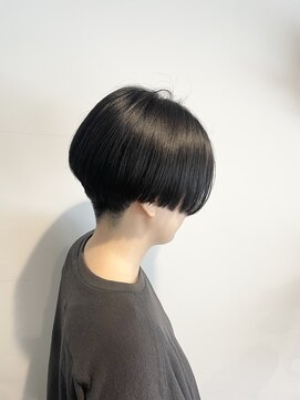 ククー ヘアーアンドメイクアップ(COU COU) マッシュショート(フジモト)