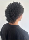 ミディアムウルフ　ウルフパーマ　波巻き　スパイラル　束感