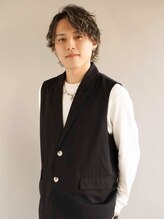ウヌン 海老名ビナウォーク店(UNUN) 塚本 千尋