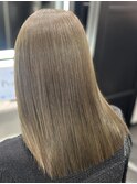 ミディアムヘアーオリーブベージュ髪質改善　赤坂見附